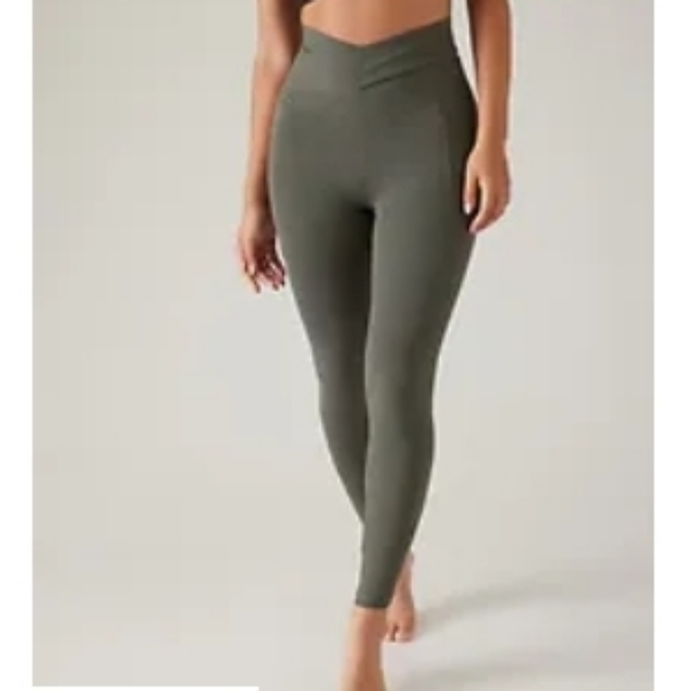 Athleta Salutation Stash Wrap Tight Leggings